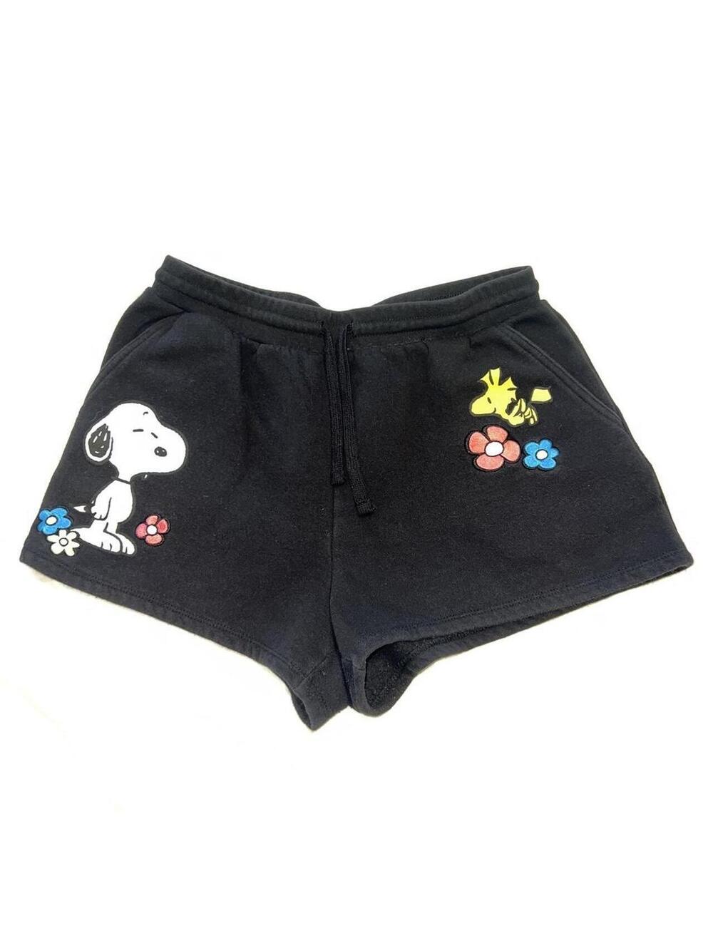 Peanuts Women's Black Shorts